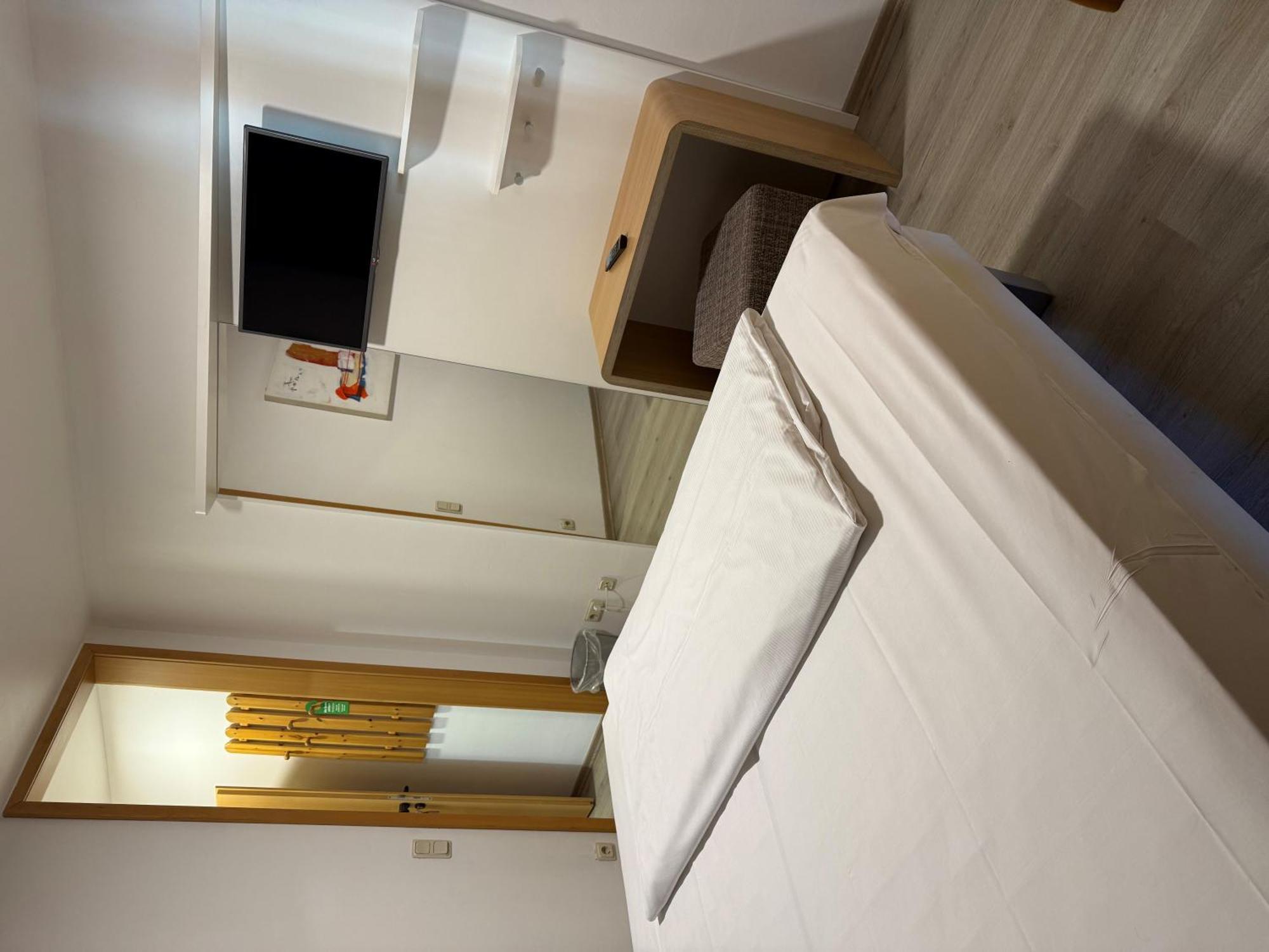 Hotel Eurocity Bruchkobel Luaran gambar