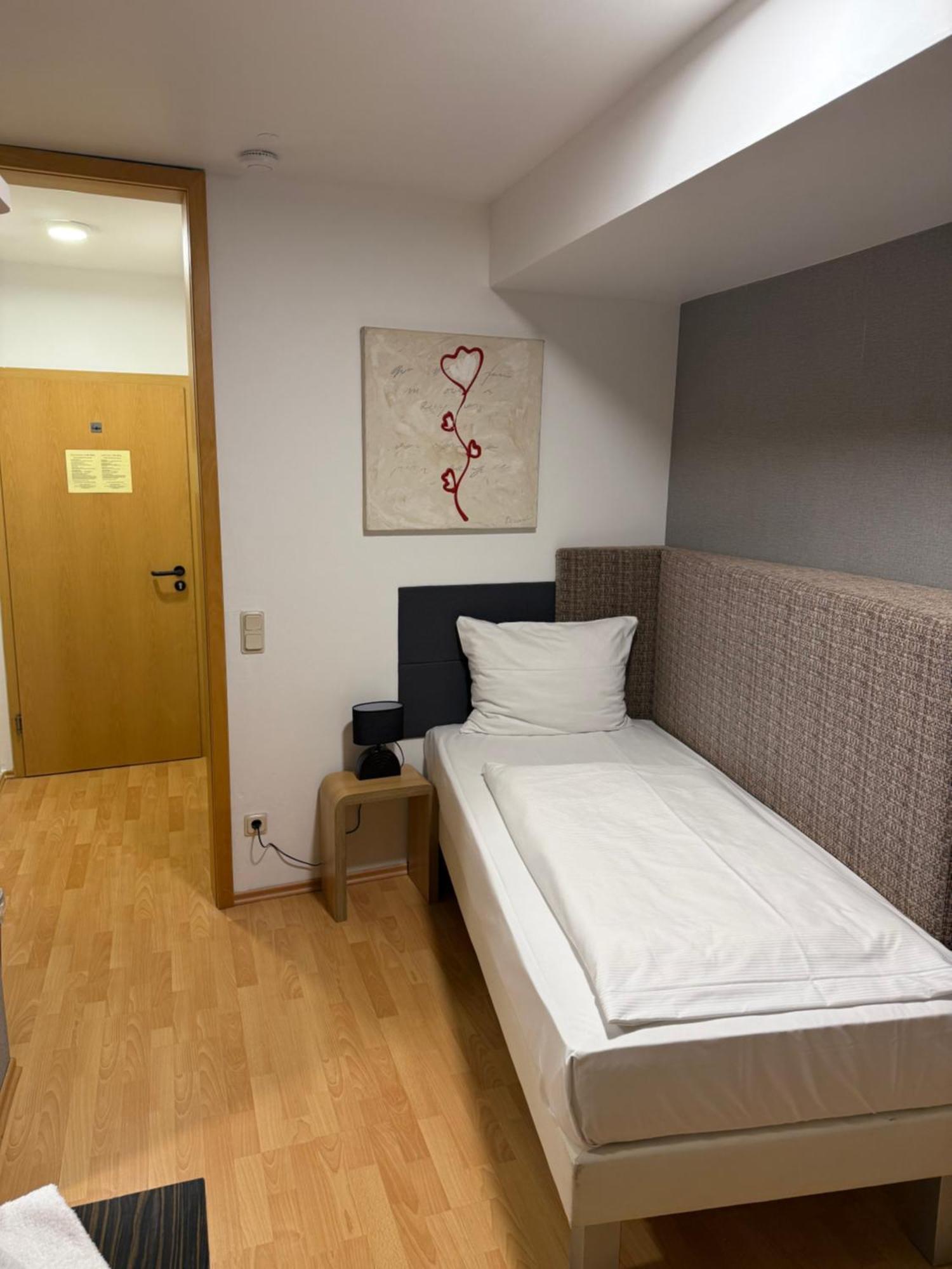 Hotel Eurocity Bruchkobel Luaran gambar
