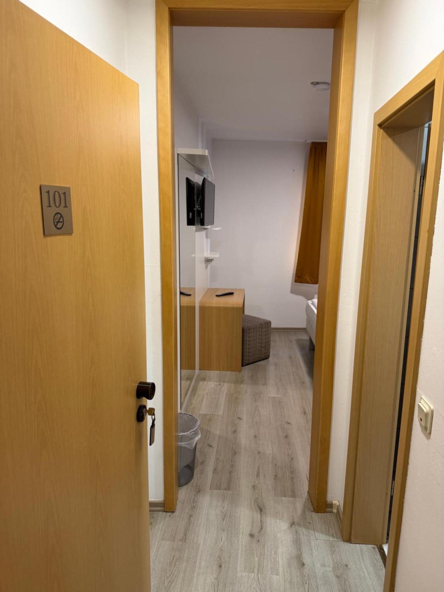 Hotel Eurocity Bruchkobel Luaran gambar